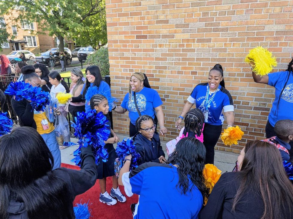 CPS back to class as mayor pushes for more funds