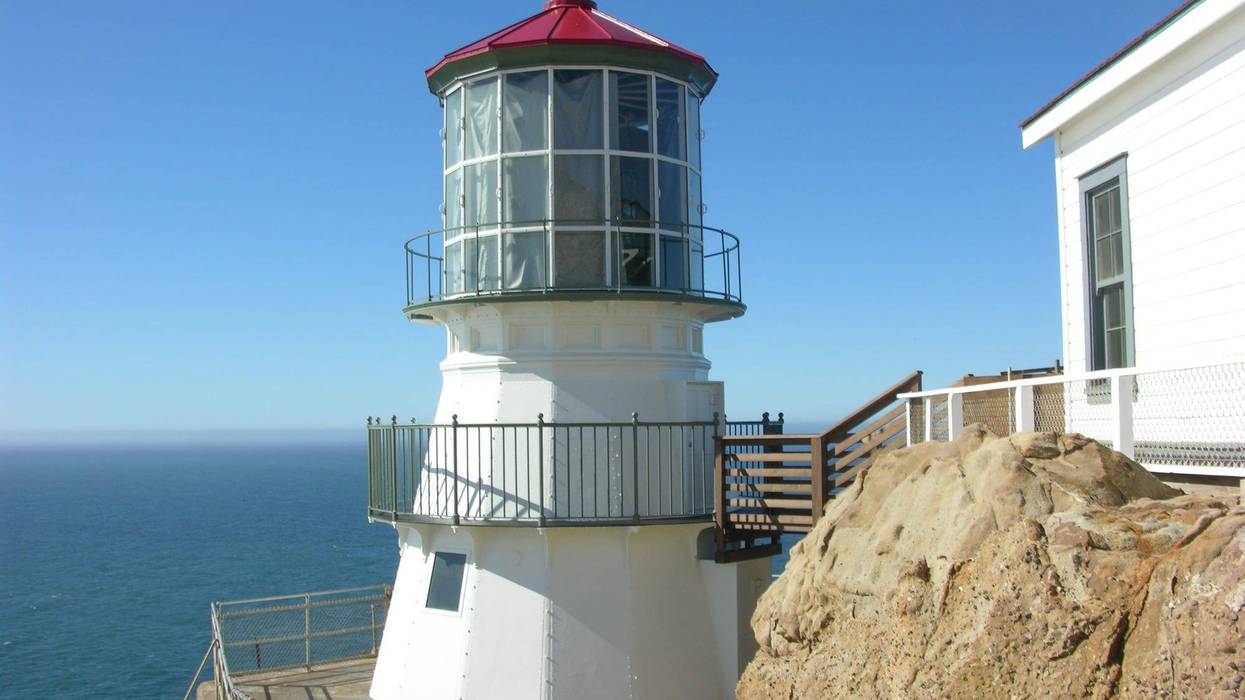 Lighthouse At Point Reyes National Seashore Gets Renovations