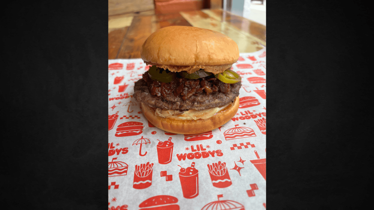 Lil Woody's Winning Auction Burger