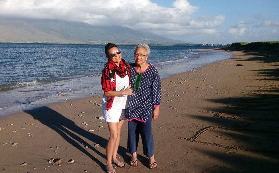 Linda and her mom on the beach in Maui