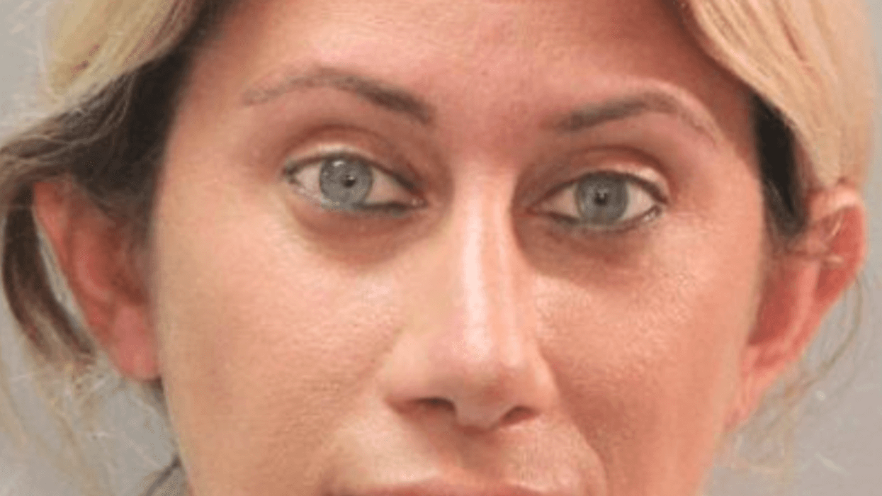 Lindsay Castelli, 31