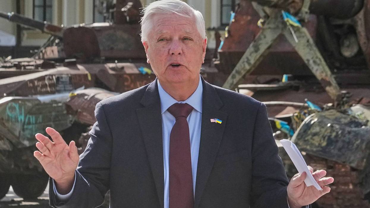 Lindsey Graham Dies