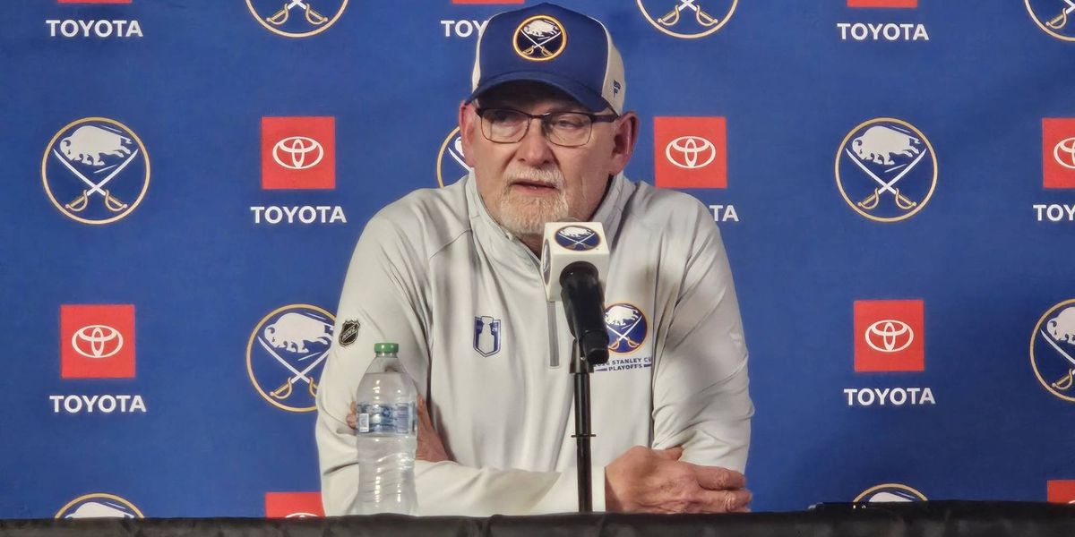 Ruff thrilled to further lead Sabres behind the bench