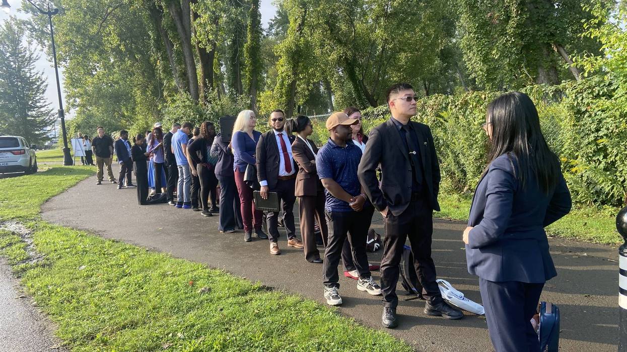 Line of applicants for the DHS job fair in Buffalo