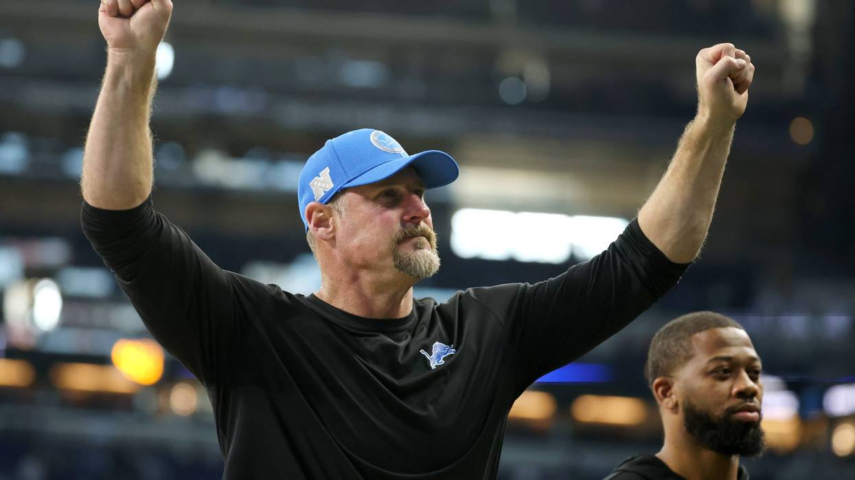 Lions coach Dan Campbell celebrates win at Indianapolis Colts