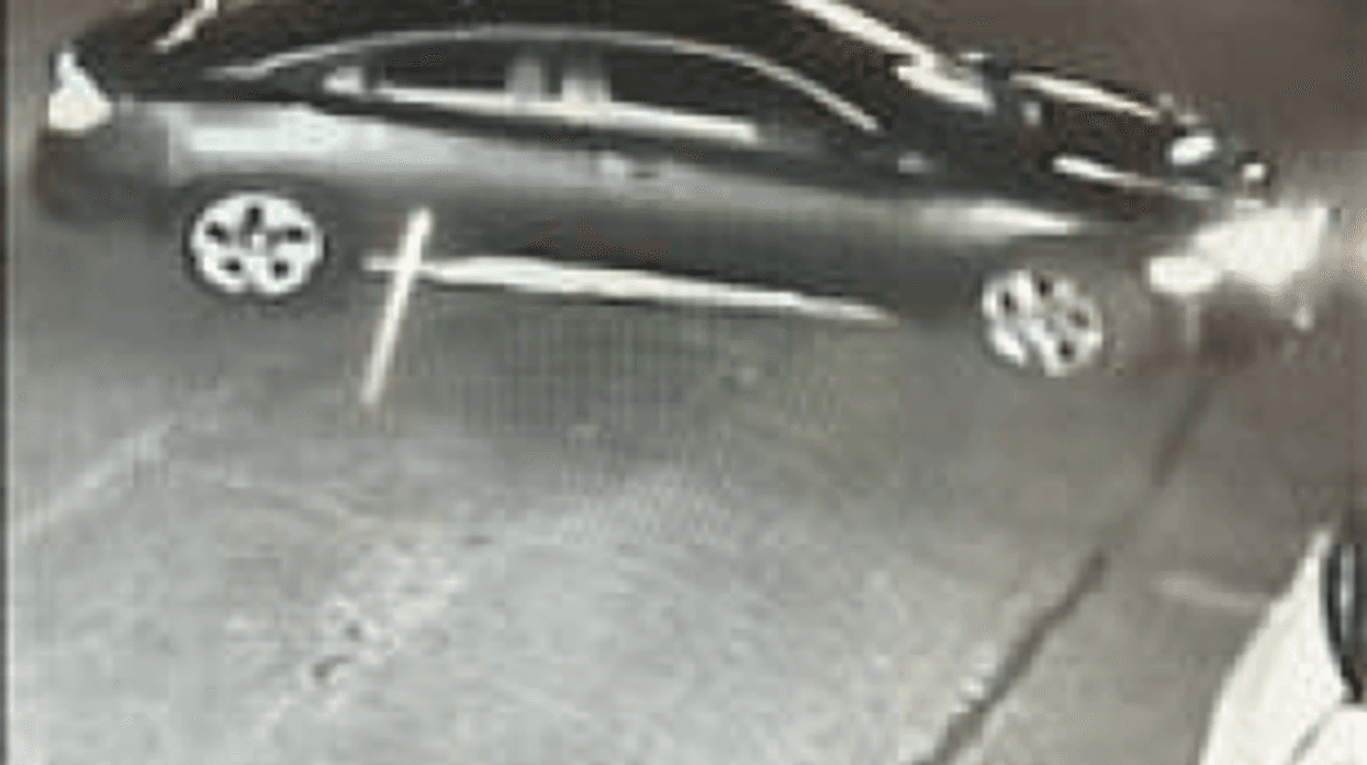 Liquor store robbed at gunpoint in suburban Libertyville