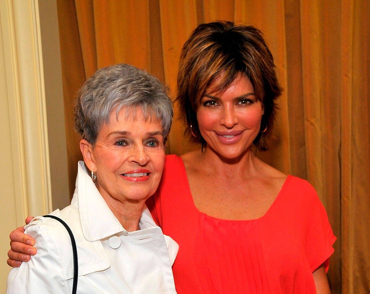 Lisa Rinna with her mother, Lois