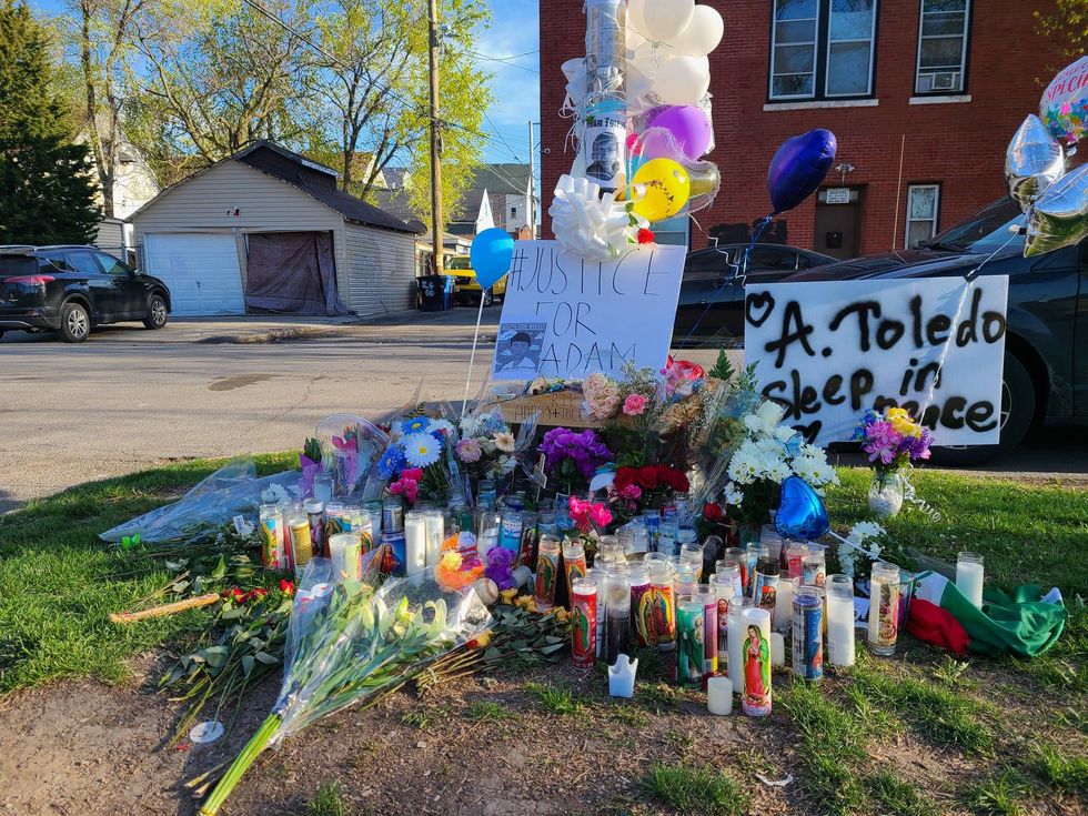 Little Village mourns Adam Toledo as artist unveils mural near where shooting happened