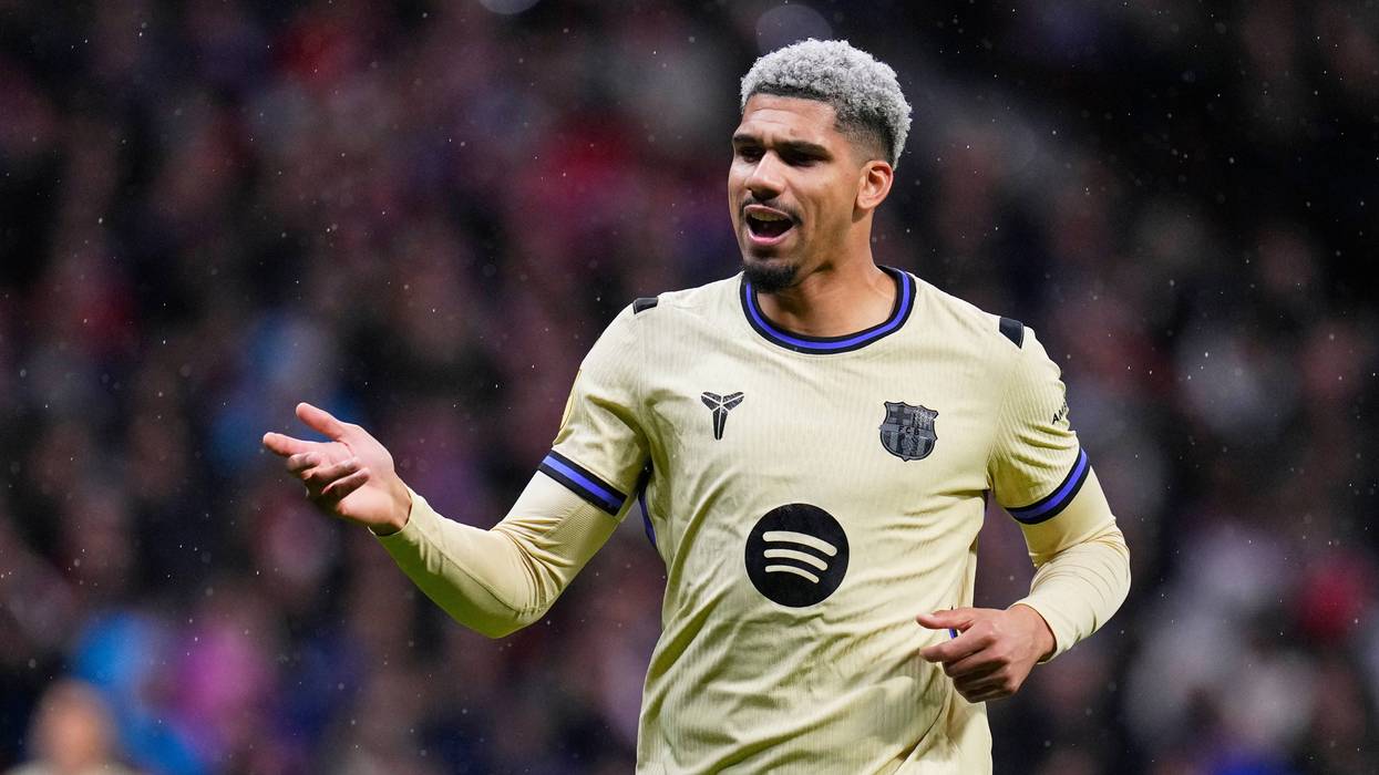 LIVERPOOL-ARAUJO