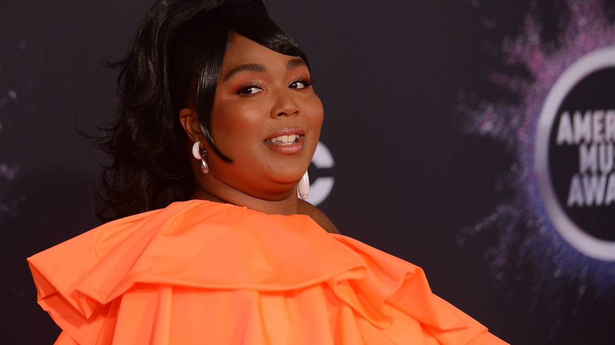 Lizzo attends the 2019 American Music Awards