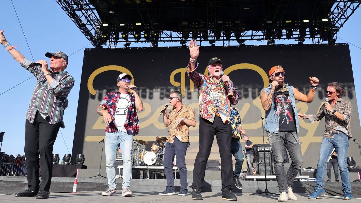 LOCASH and The Beach Boys