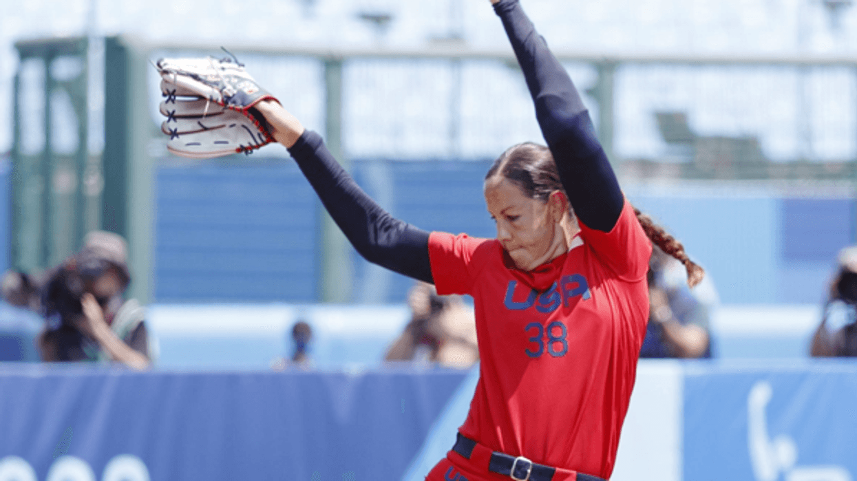 Longhorns-great Cat Osterman returned last night to lead the Team USA softball team to a 2-0 win