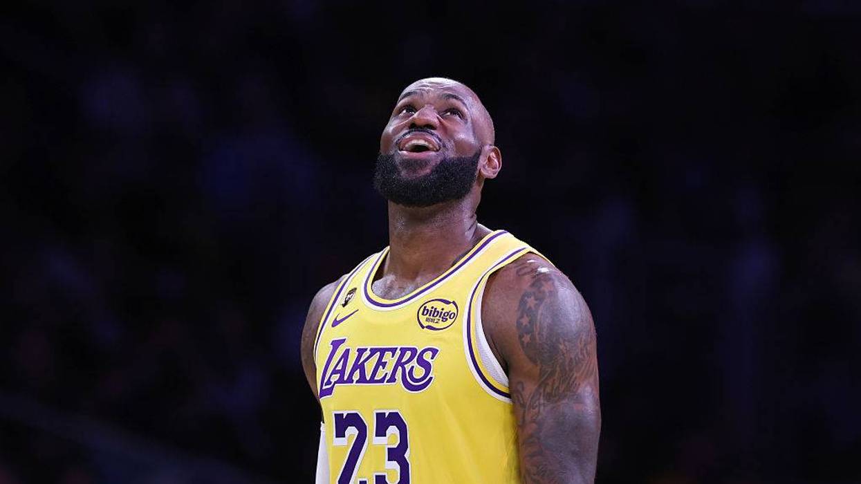 Los Angeles Clippers v Los Angeles Lakers