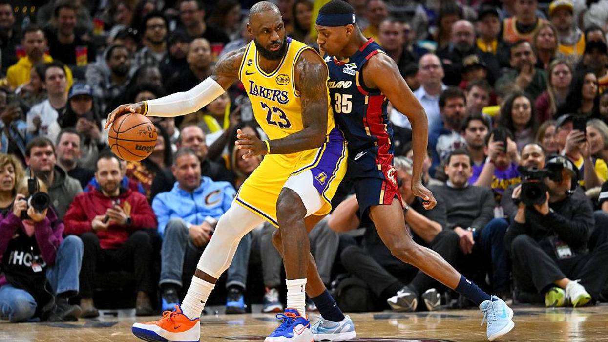 Los Angeles Lakers v Cleveland Cavaliers