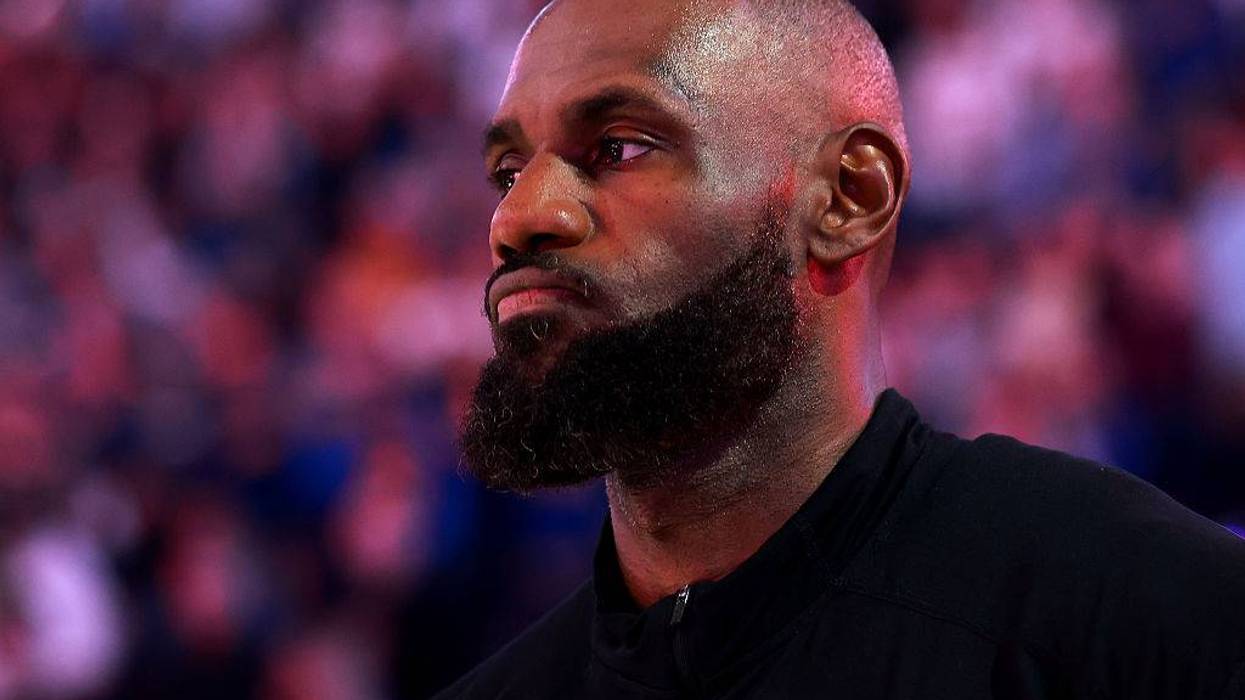 Los Angeles Lakers v Golden State Warriors