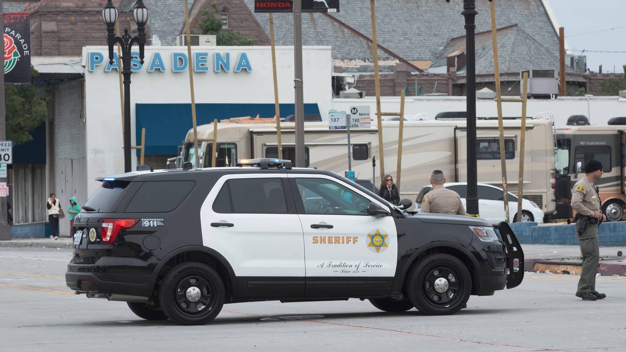 los angeles sheriff car