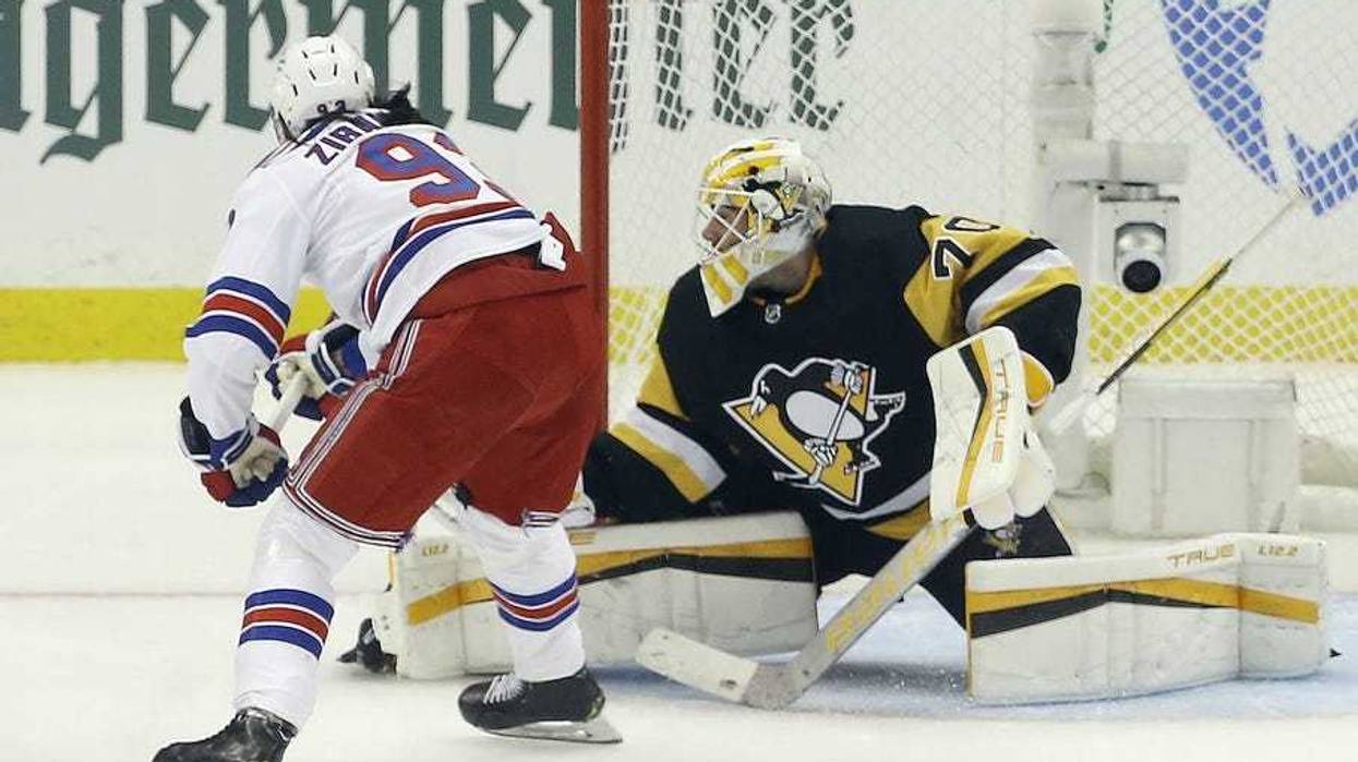 Louis Domingue save vs Rangers