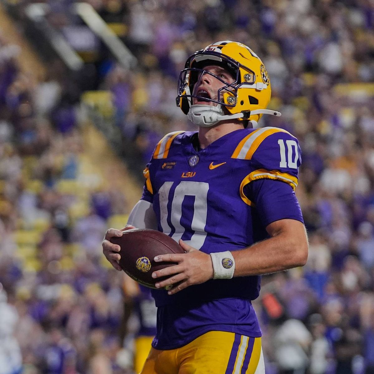 LSU QB Sam Leavitt upgraded to 'questionable' on the SEC injury report for the Mississippi game