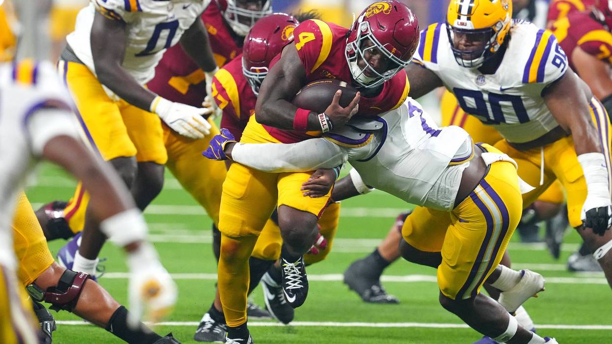 LSU linebacker Harold Perkin