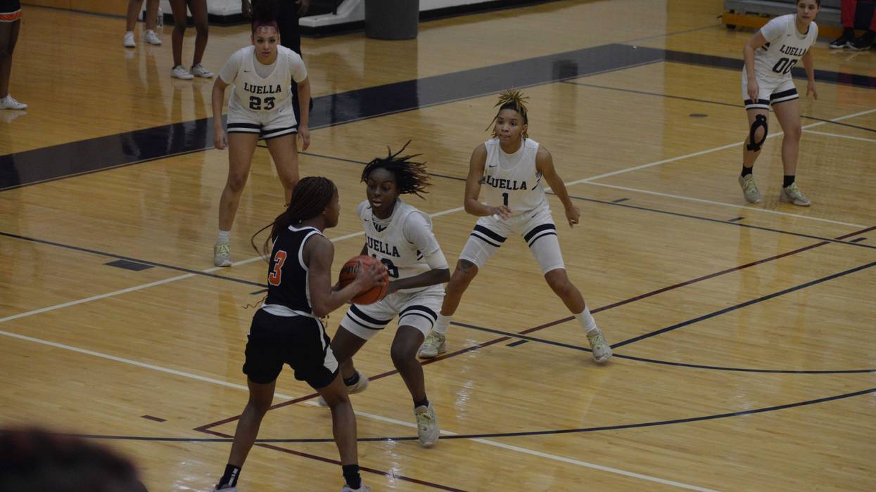 Luella defeats Stockbridge 49-42