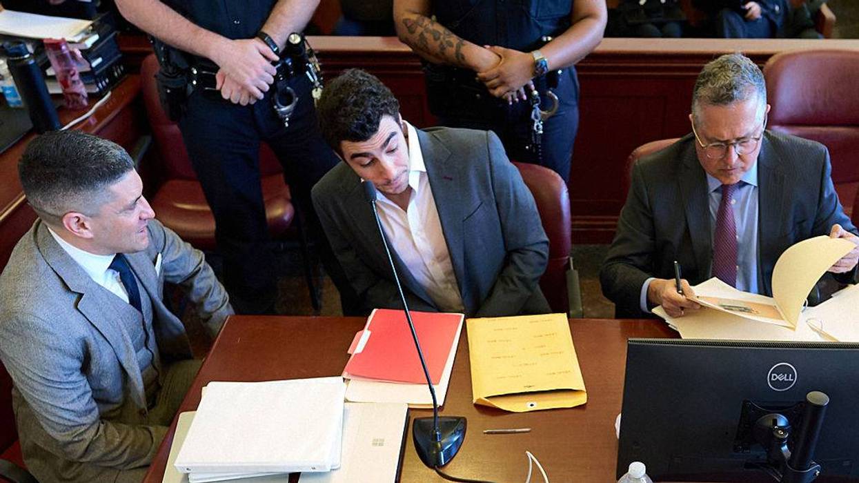 Luigi Mangione's federal trial delayed until October in killing of UnitedHealthcare CEO