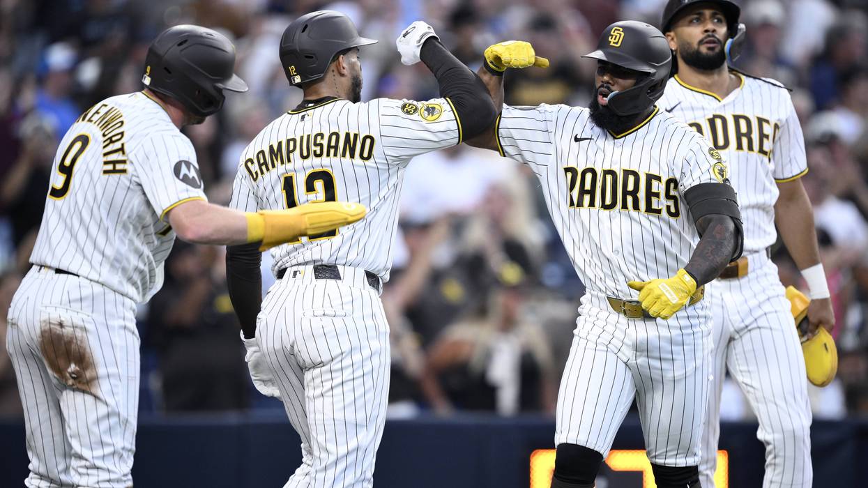 Rengifo's grand slam lifts Padres over Brewers 11-2