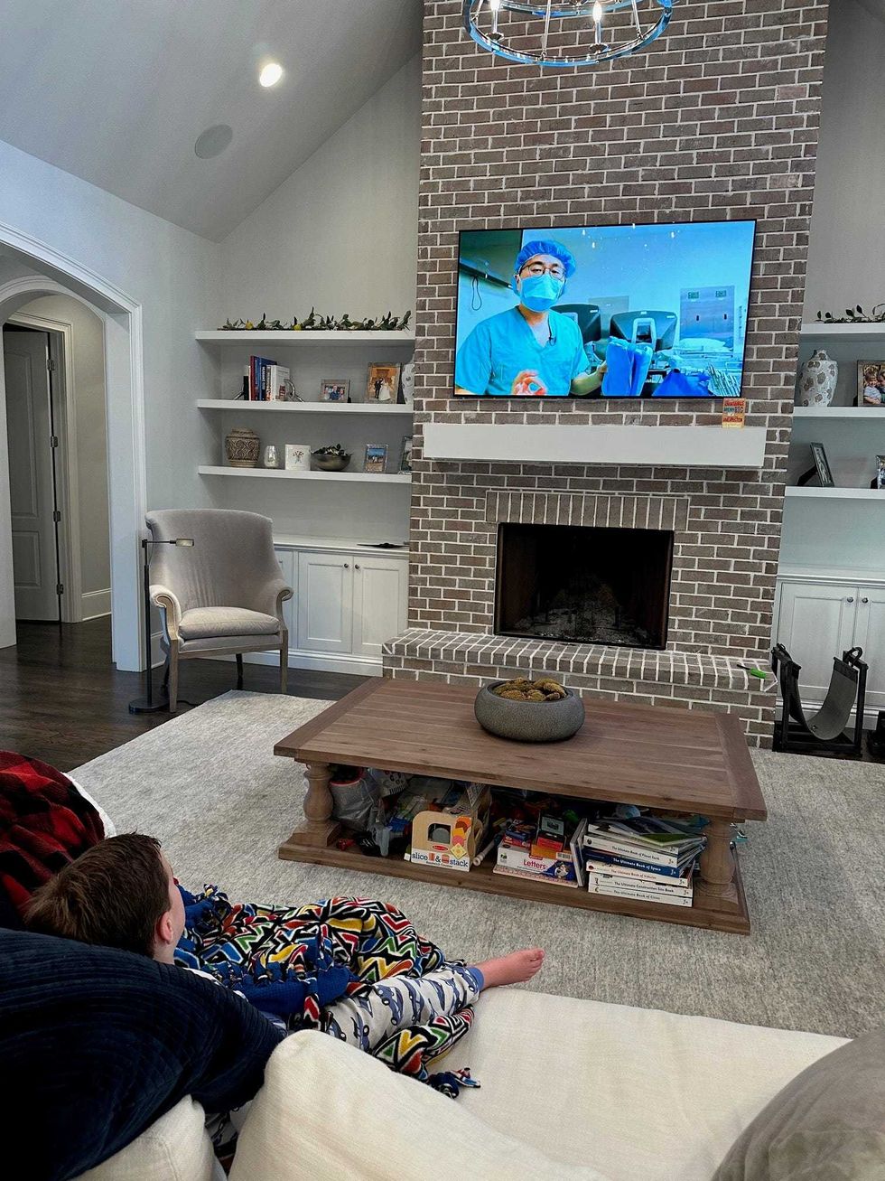 Luke watching Dr. Kim