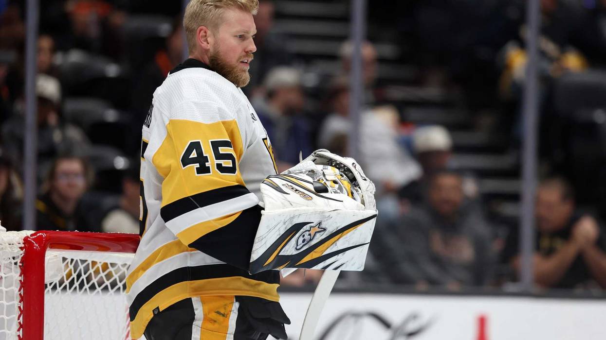 Magnus Hellberg in net