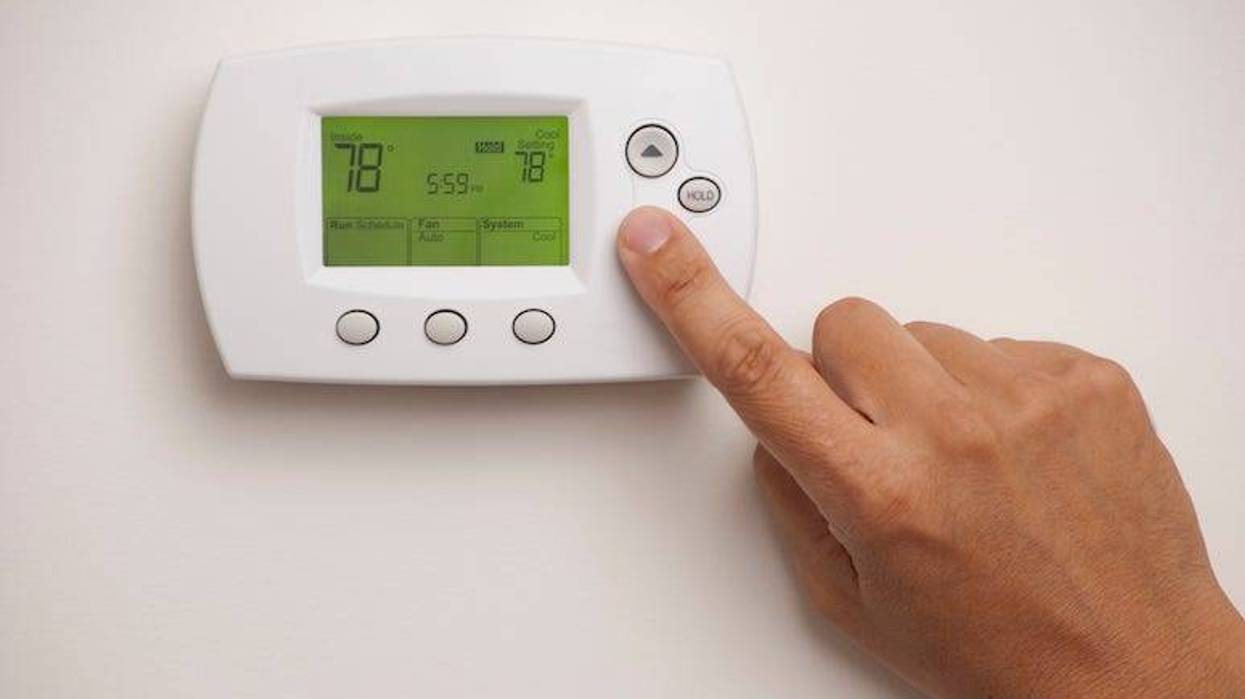Male, Hand, Finger, Thermostat, Home, 78 Degrees