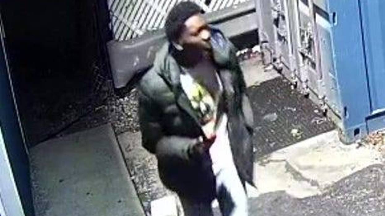 Male suspect sought by Detroit police in a double non-fatal shooting