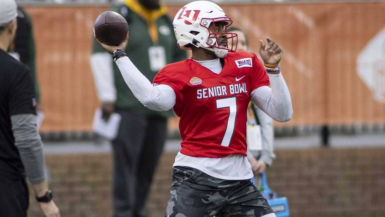 Malik Willis running plays at the 2022 Senior Bowl in Mobile, Alabama