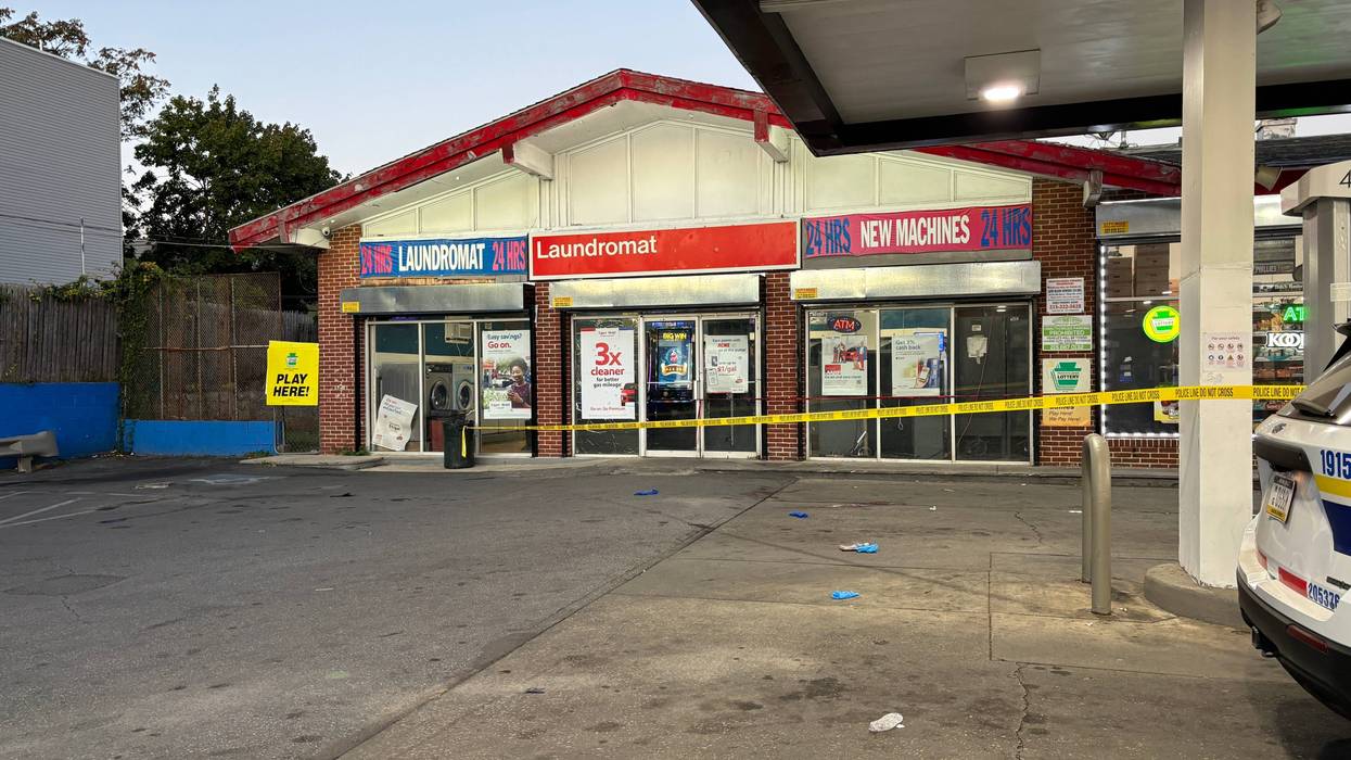 Man fatally stabbed while playing at skill gaming machine in West Philly laundromat