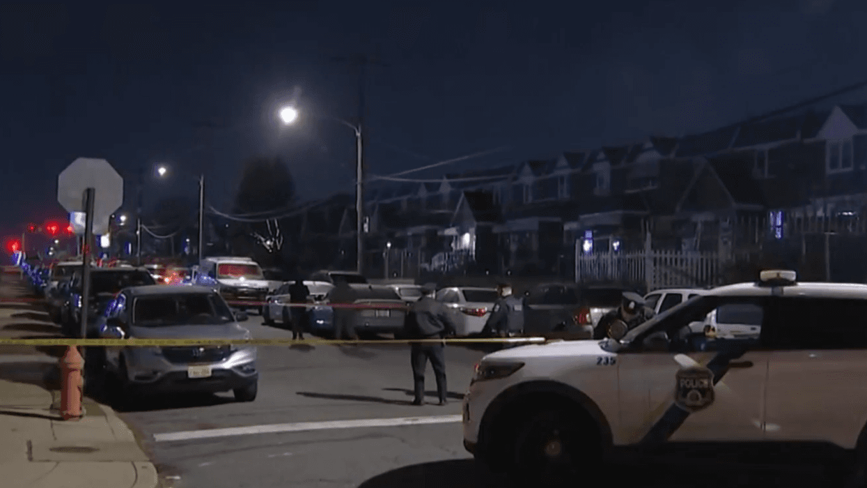 Man shot during robbery in Northeast Philadelphia, police say