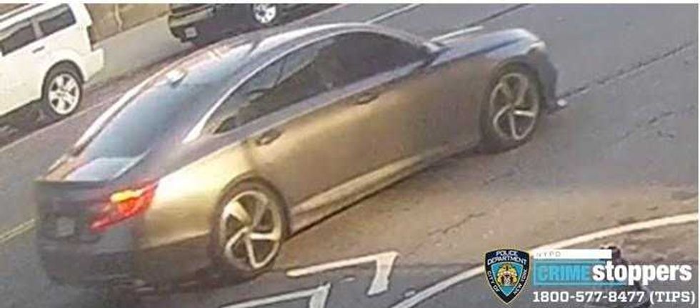 Man sought in string of Bronx purse robberies: NYPD