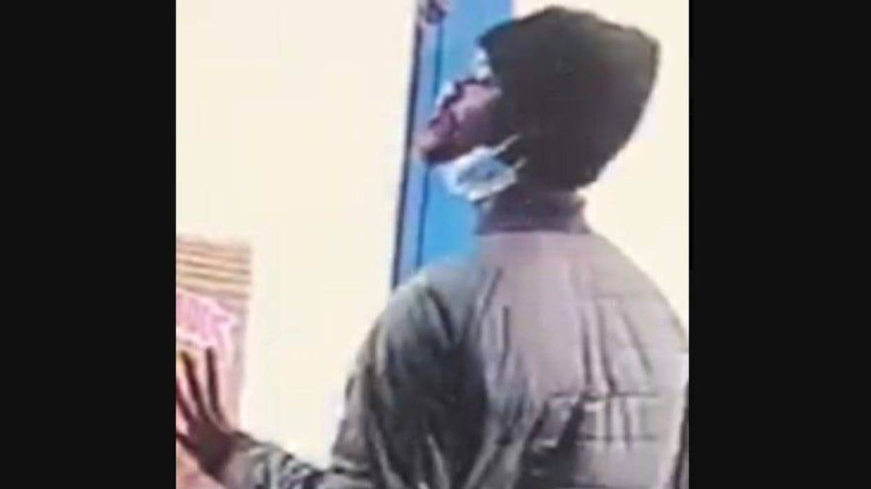 Man wanted for felonious assault / damage to property in Detroit.