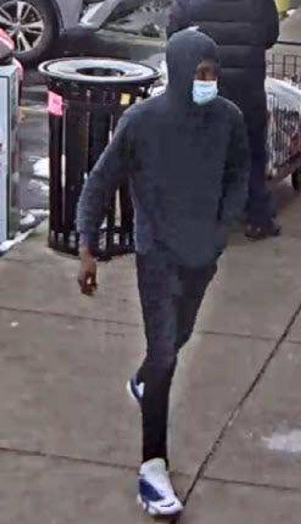 Man wanted in attempted Detroit carjacking