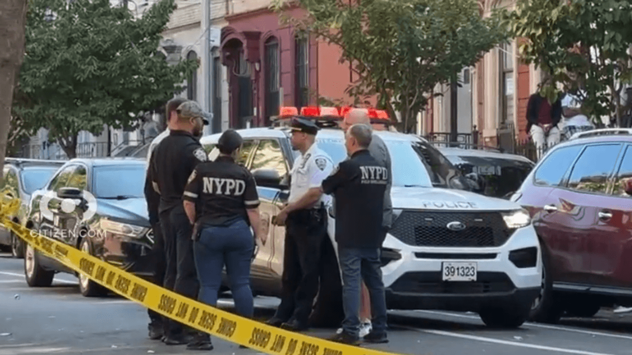 Man, woman injured in Bronx double shooting
