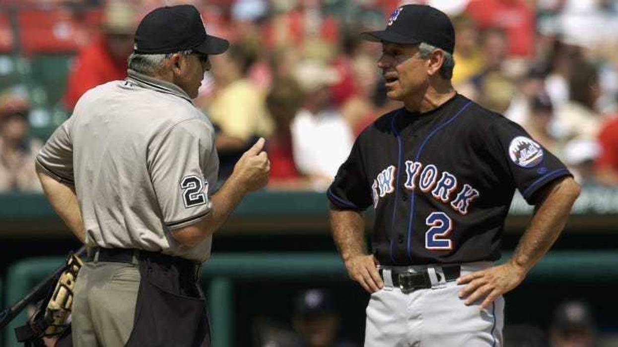 Manager Bobby Valentine of the New York Mets argues with home plate umpire Larry Vanover #27 during the MLB game against the St. Louis Cardinals at Busch Stadium on August 10, 2002 in St. Louis, Missouri. The Cardinals won 5-4.