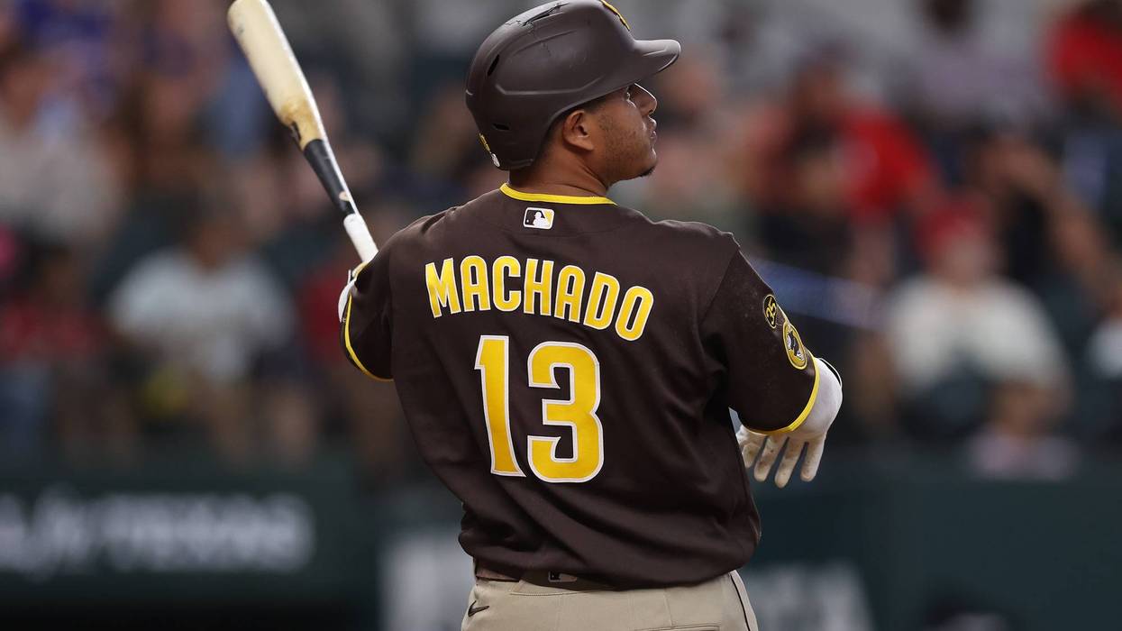 Padres win on Machado's extra inning homer