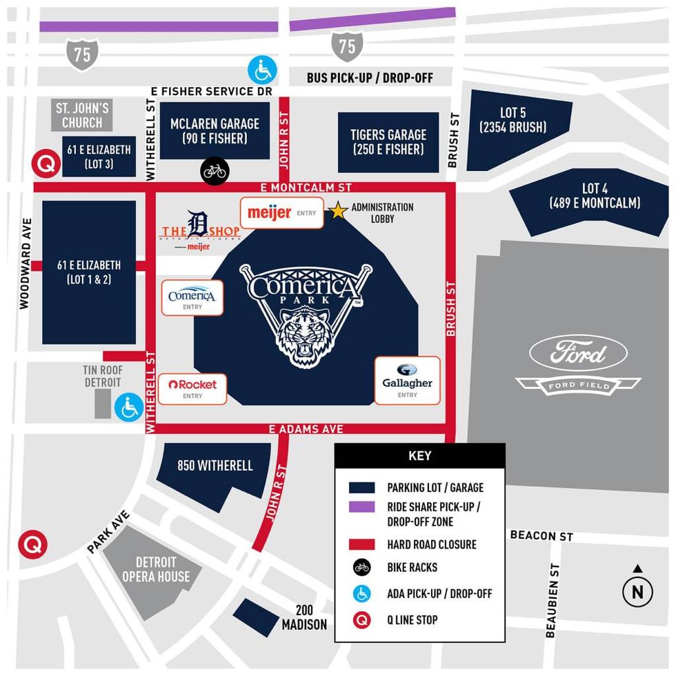 Map of Comerica Park in Detroit showing entrances, parking, roads, and nearby Ford Field.