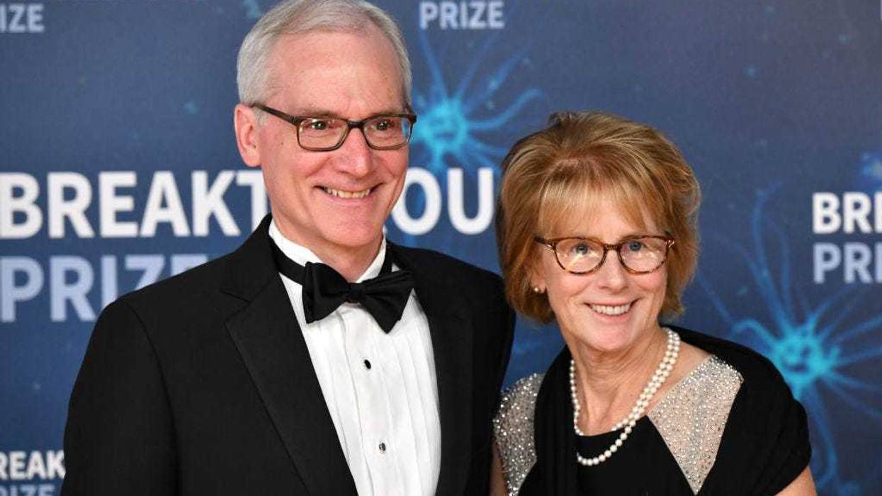 Marc Tessier-Lavigne and Mary Hynes attend the 2020 Breakthrough Prize Red Carpet at NASA Ames Research Center on November 03, 2019 in Mountain View, California. (Photo by Ian Tuttle/Getty Images for Breakthrough Prize )