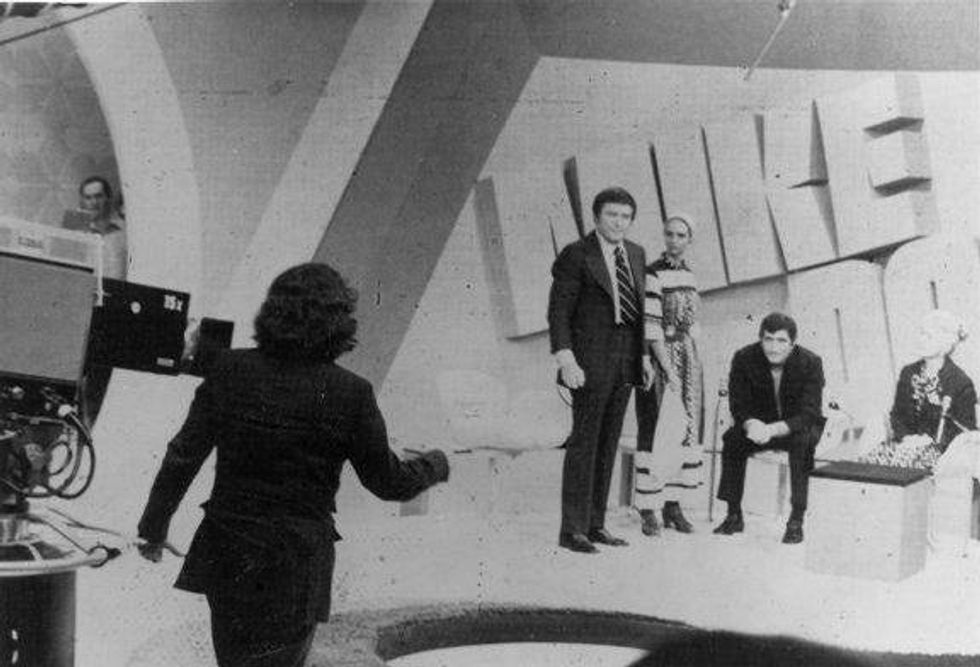 Mark Segal outside Richard Nixon