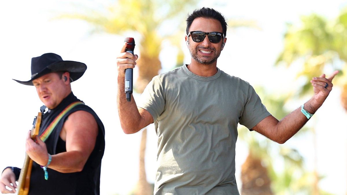 Marley D. Williams and Eric Rachmany of Rebelution