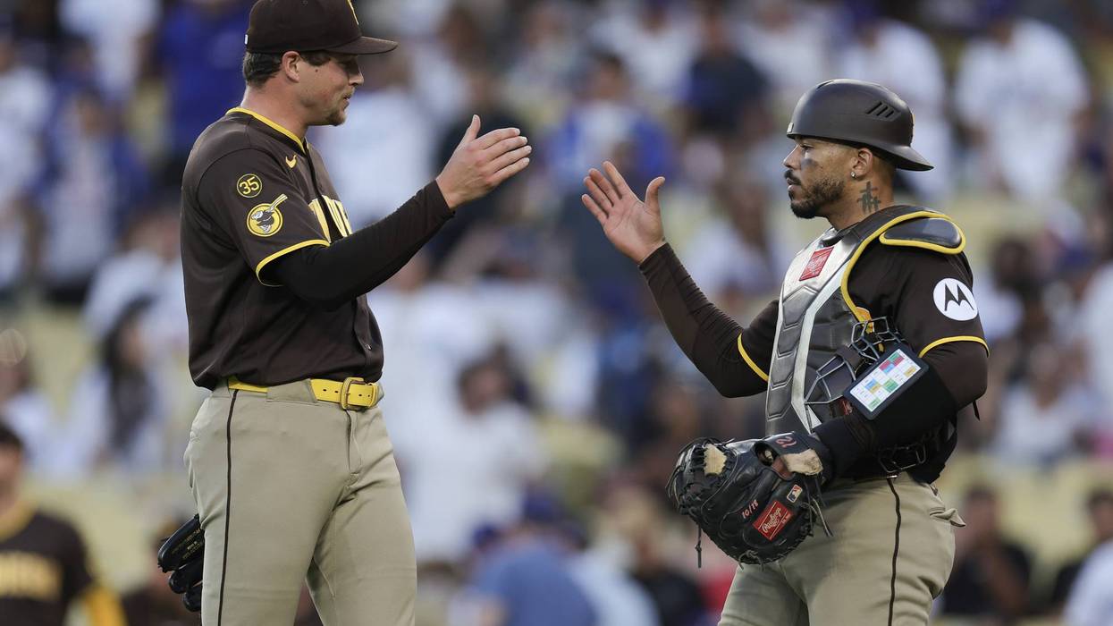 Padres end losing streak with 5-2 win over Dodgers