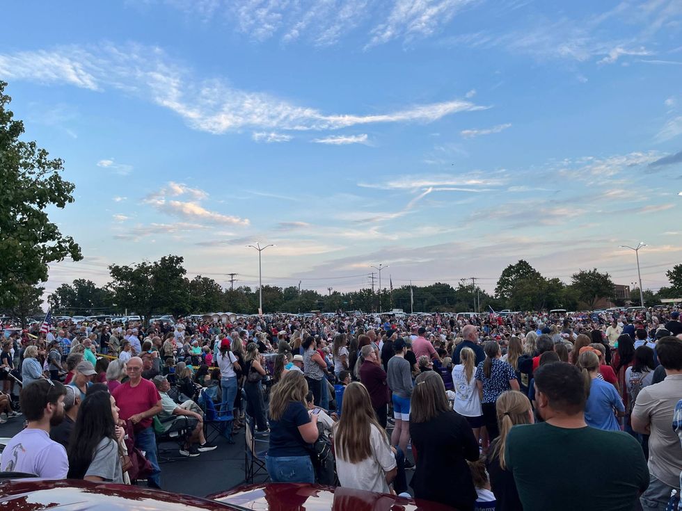 Massive crowd gathers for Charlie Kirk prayer vigil event in Greenville Monday
