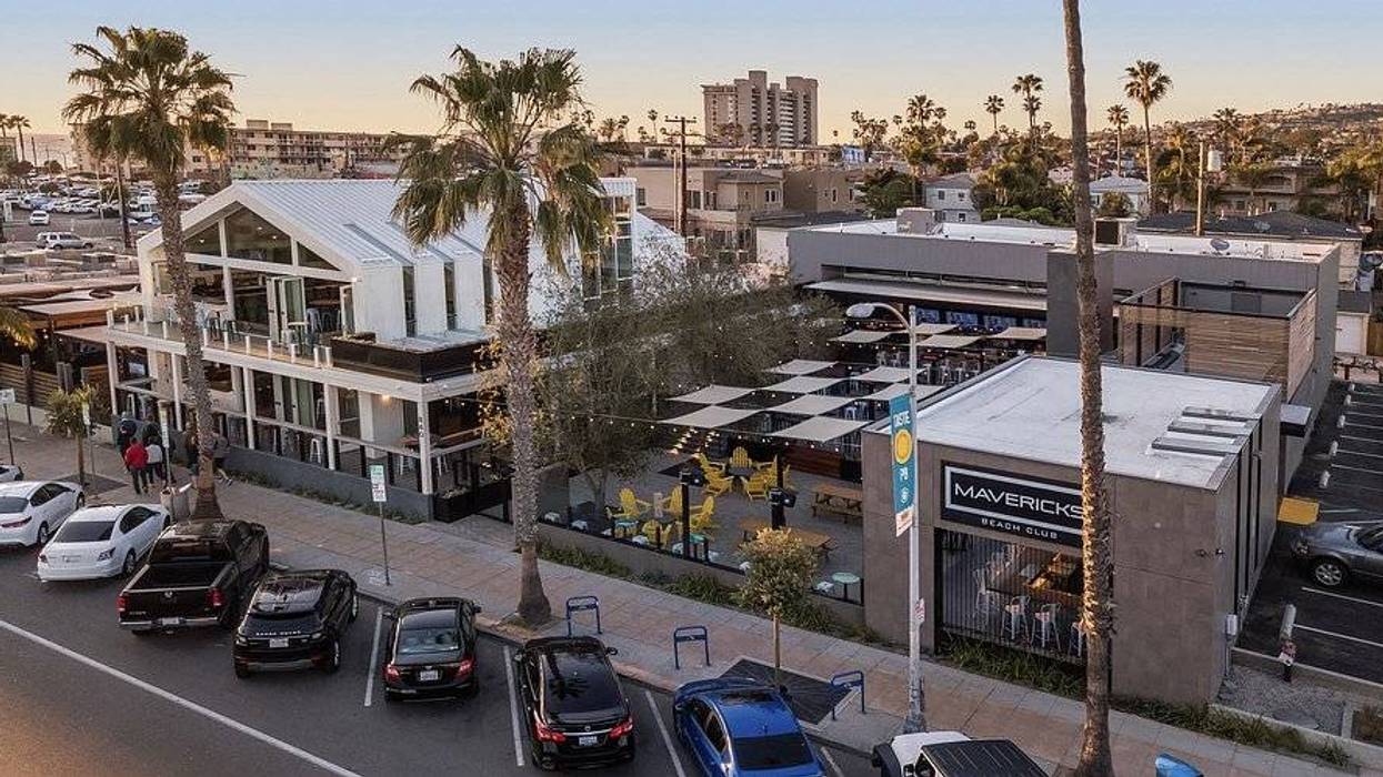 Mavericks Beach Club