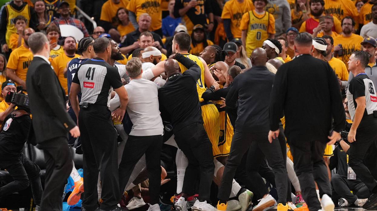 Mavericks Pacers basketball