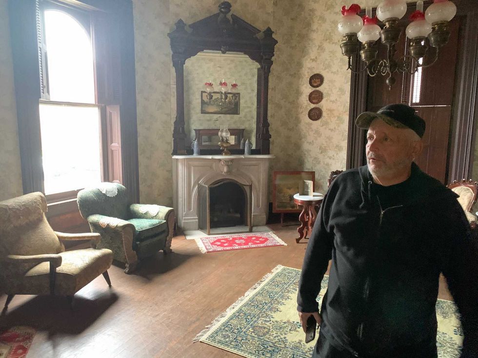 Max Freuerbacher Mansion