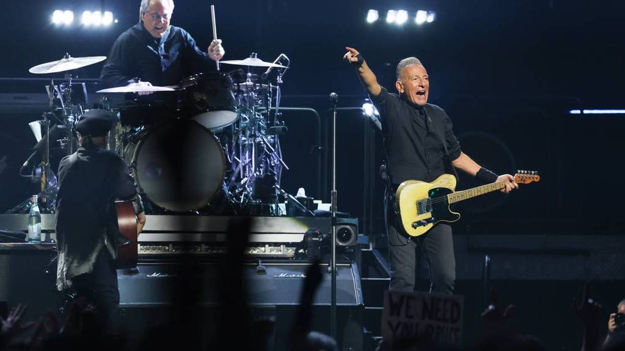 President Trump blasts Bruce Springsteen as a "bad and boring singer" after Minneapolis show