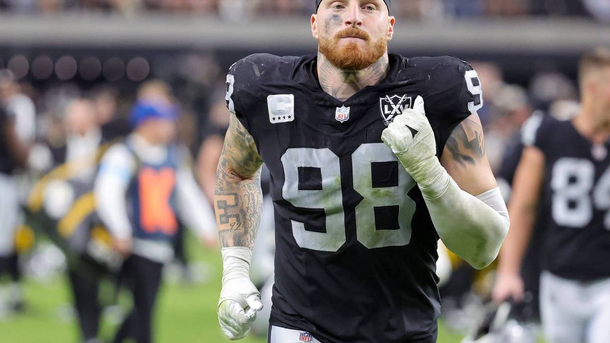 : Maxx Crosby #98 of the Las Vegas Raiders leaves the field after the team's 32-13 loss to the Pittsburgh Steelers at Allegiant Stadium on October 13, 2024 in Las Vegas, Nevada.
